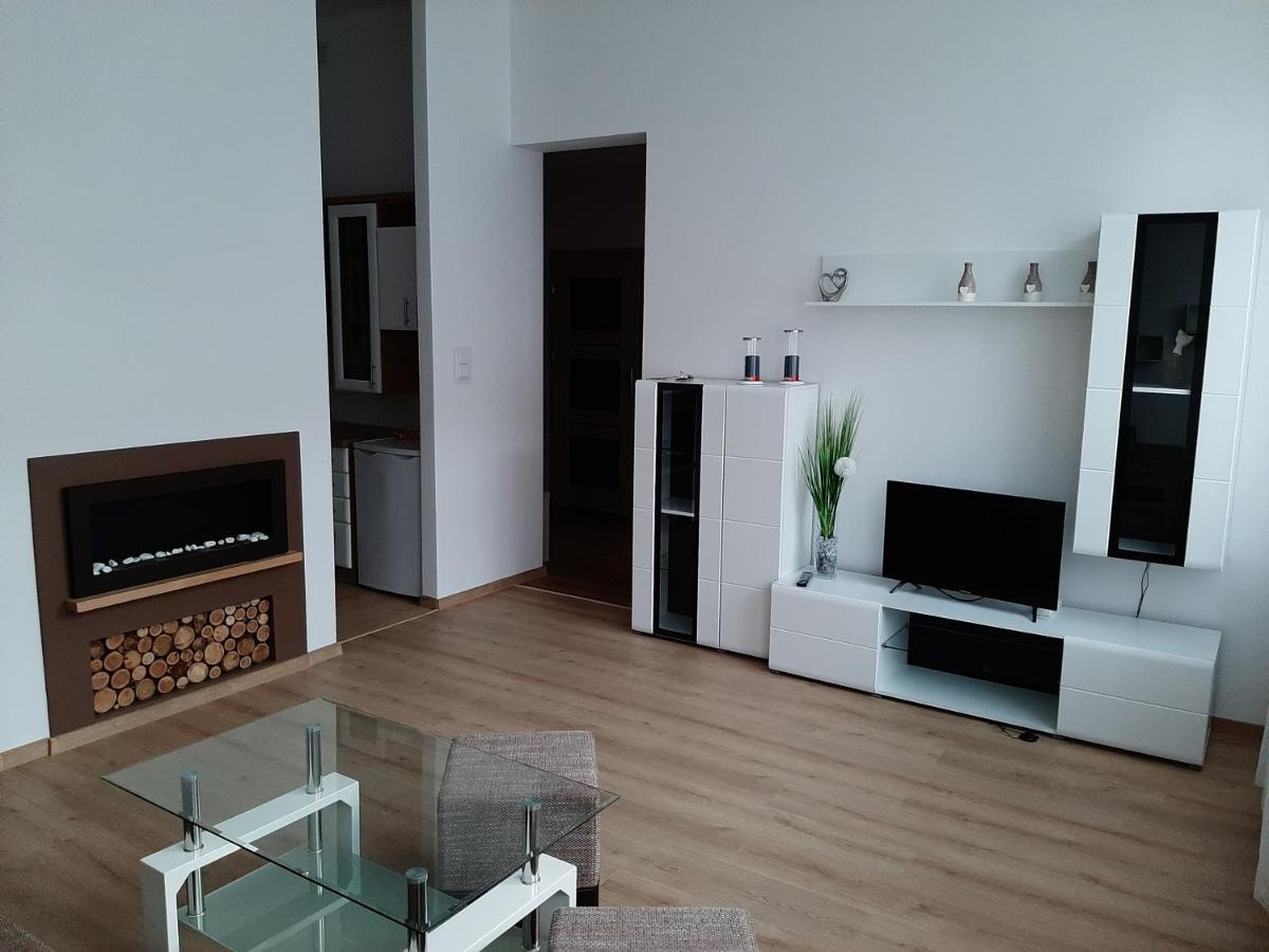Apartament Nad Jeziorem Olecko Exteriér fotografie